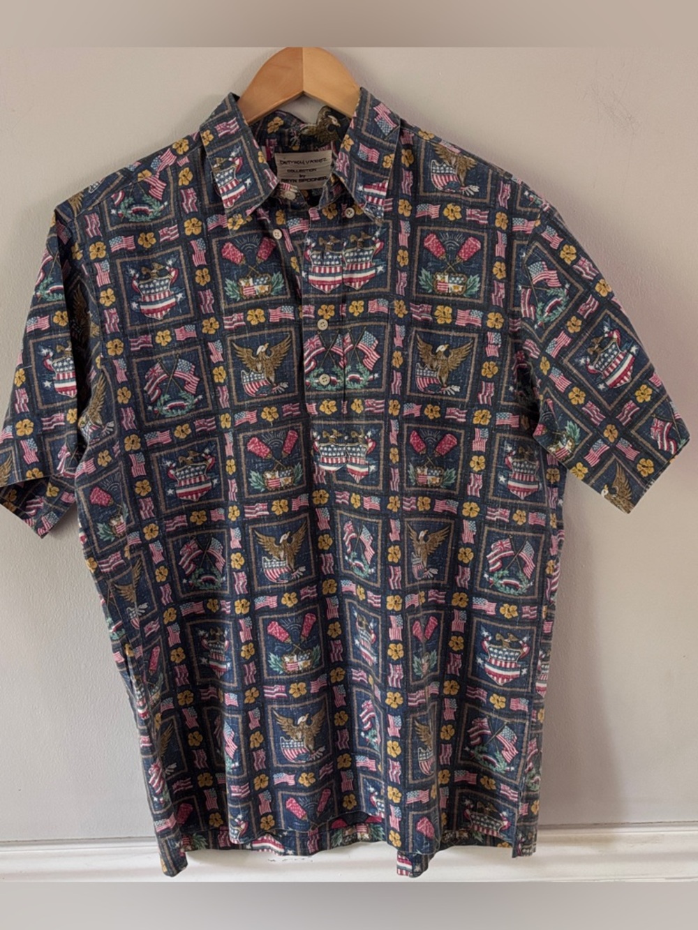 Reyn Spooner Dietrech Varez Aloha Hawaiian Vintage Shirt Patriotic Print